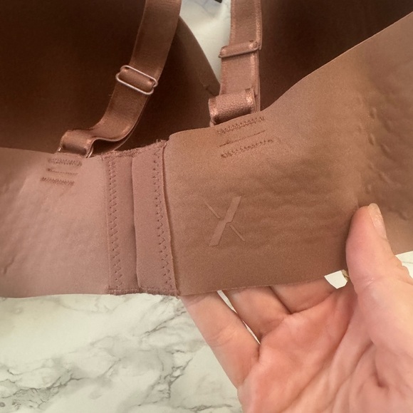 KNIX Wingwoman Contour Bra NWT Sola Brown Comfort Closet Staple Flexible 32E - Picture 5 of 9